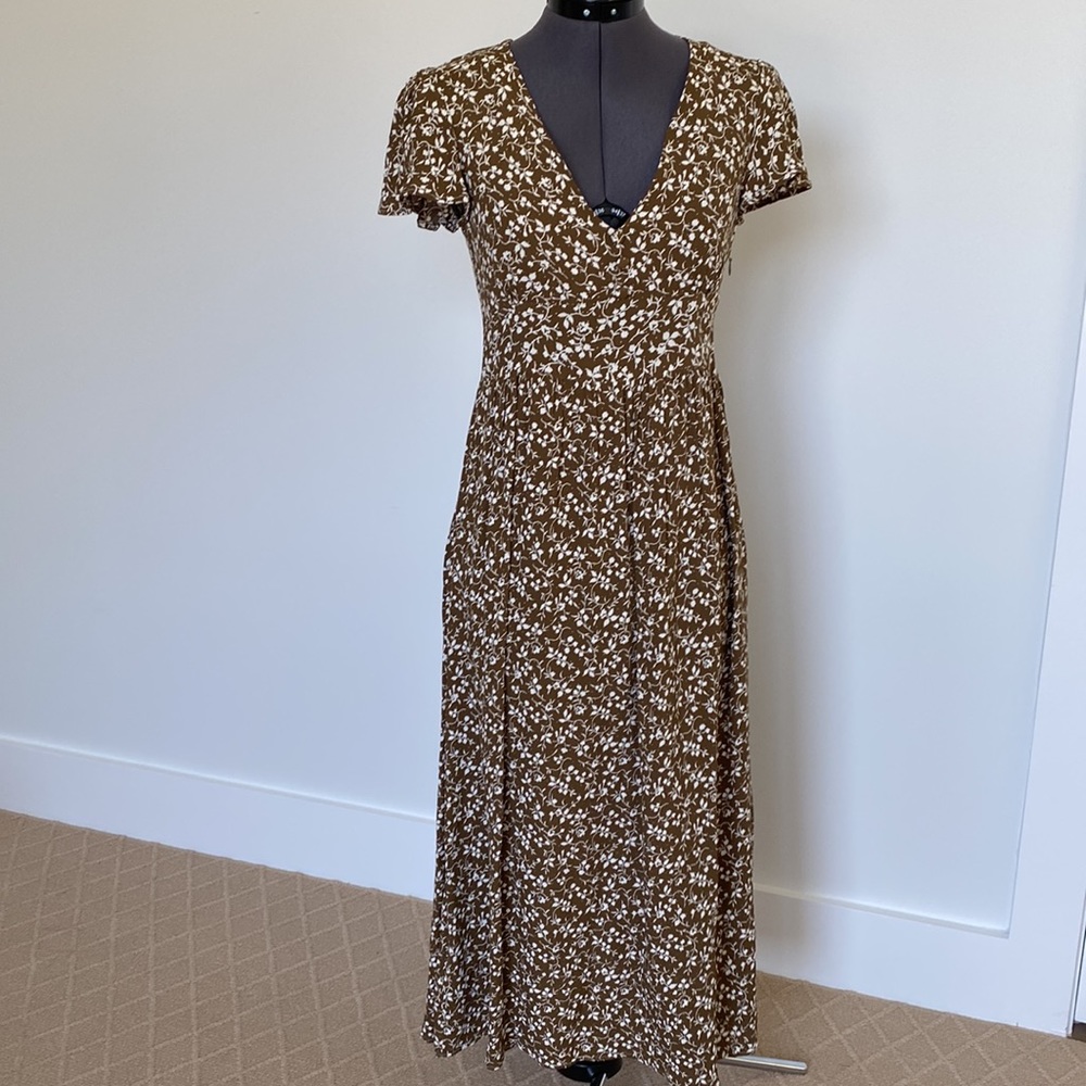 Versatile midi dress - Picture 2 of 9